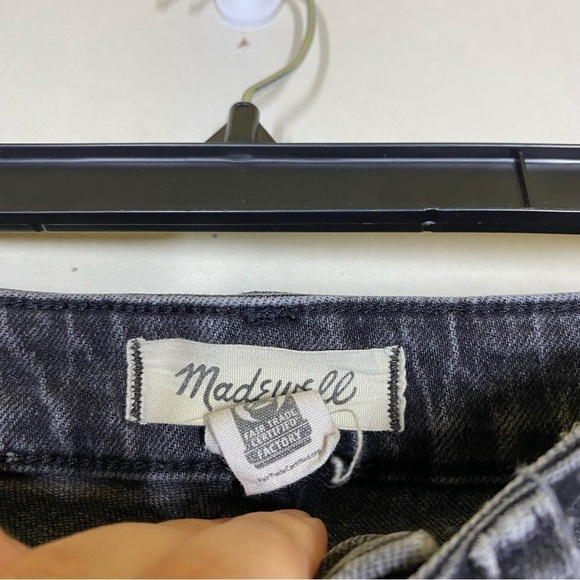 Madewell The Curvy Perfect Vintage Jean in Lunar Wash Size 26 - Picture 7 of 9